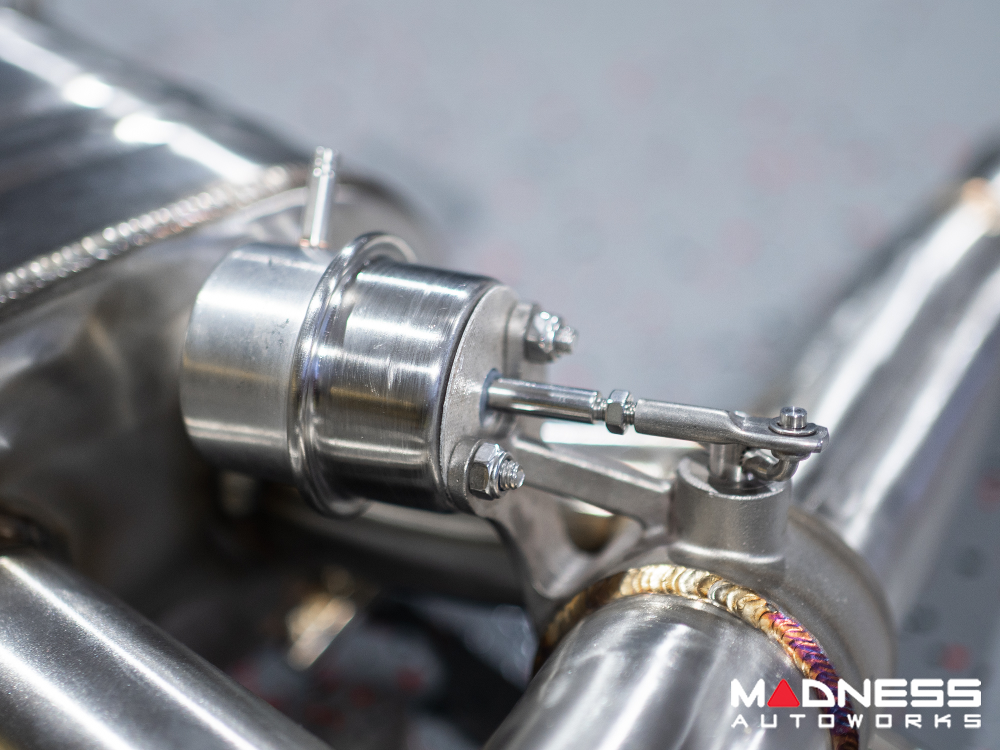 Jaguar F-TYPE Performance Exhaust System - MADNESS - 2.0L Turbo - Center Exit - Vacuum Valve Design - Black Chrome Exhaust Tips